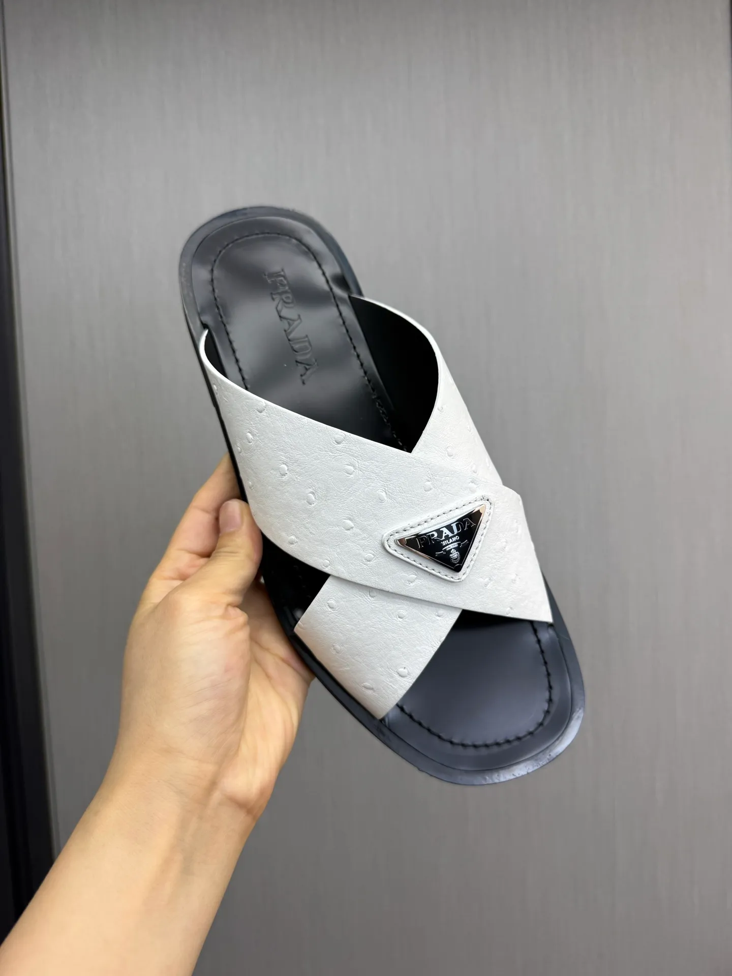 Factory price 340💰 ＰＲＡＤＡPrada - popular men's slippers hot sale 🔥 🩴Official website one to one production 38-45 sizes 45 46 🉑️Customized!